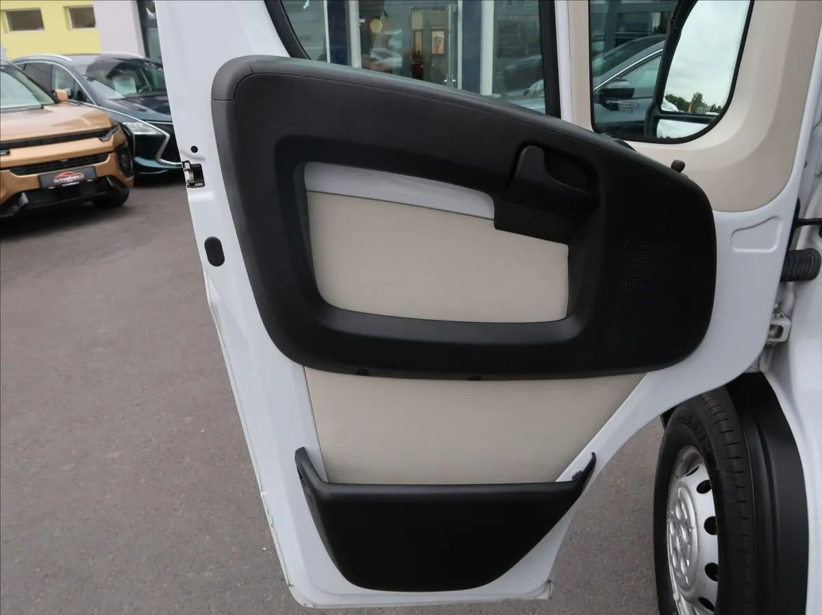 cars/3768/car_16.jpg