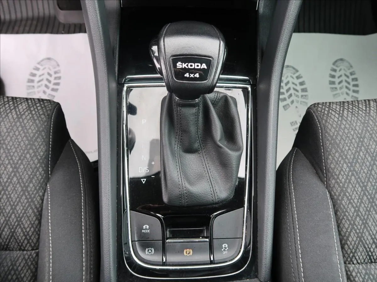 cars/3772/car_17.jpg