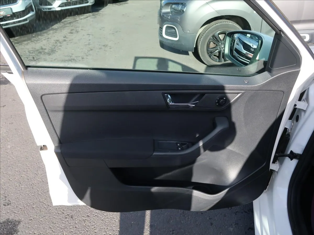 cars/3867/car_17.jpg