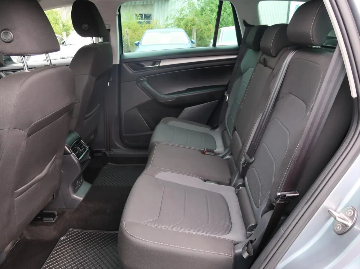 cars/3773/car_18.jpg