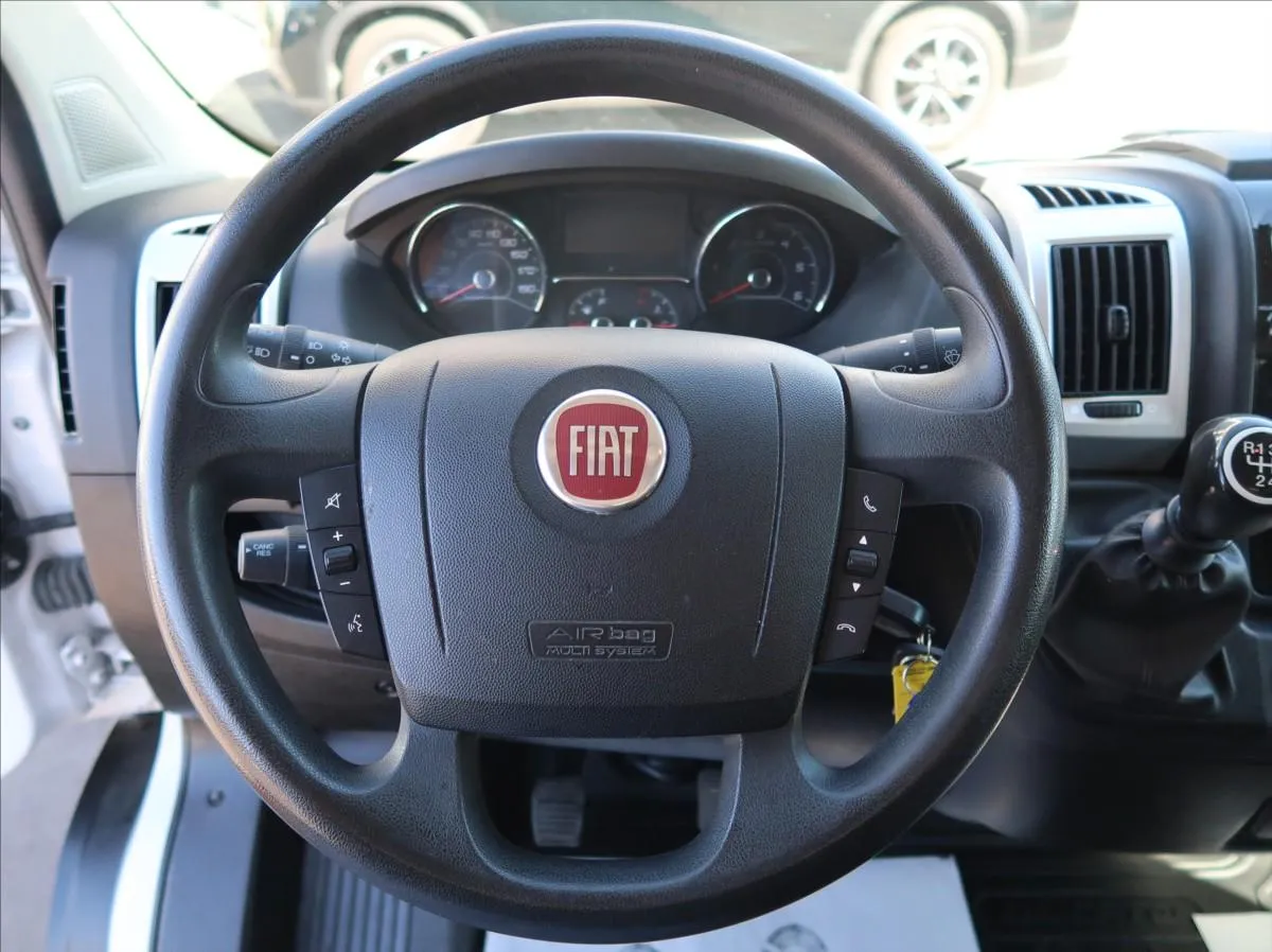 cars/3735/car_22.jpg