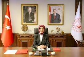 Aile ve Sosyal Hizmetler Bakanlığı 2390 Sözleşmeli Personel Alımı! Hangi Pozisyona Kaç kişi Alınacak?