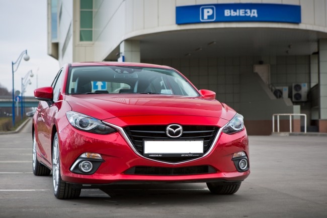  Garage: Mazda3