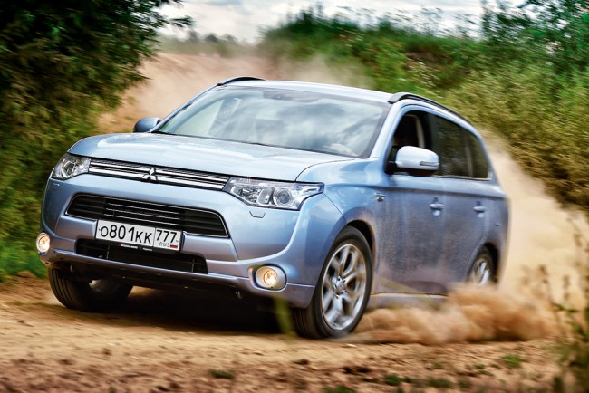 Test Drive: Mitsubishi Outlander PHEV