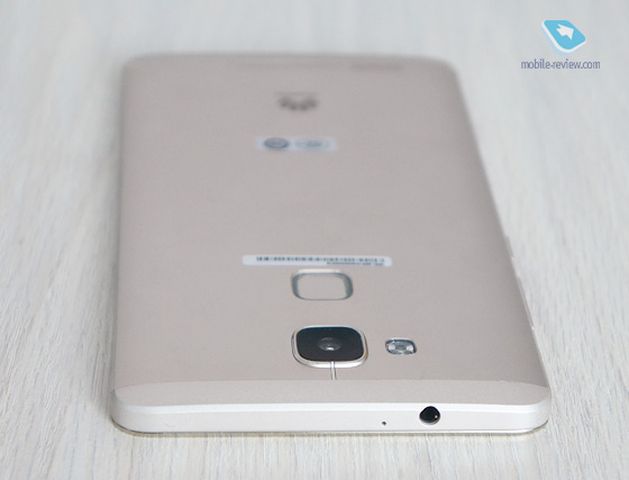 Huawei Ascend Mate 7. First Look