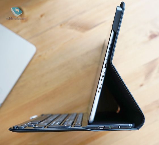 Review accessory Logitech Ultrathin Keyboard Folio for iPad Air
