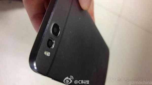 Honor 7 and Honor 7 Plus by Huawei first lit on the photo