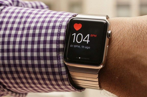 Apple Watch saved the lives of American teenagers