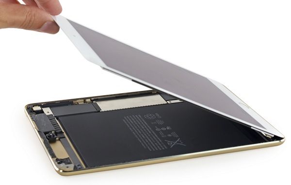 Experts iFixit disassembled the new iPad mini 4