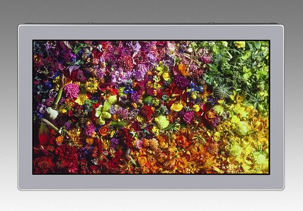 JDI presented 8K-display with a diagonal of 17.3 inches