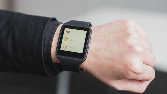 Android Wear smartwatches will be updated to Marshmallow in a few months