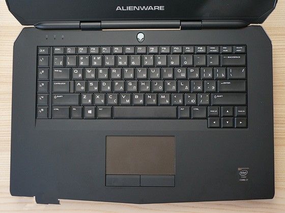 Review gaming laptop Dell Alienware 15