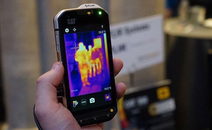 Caterpillar Cat S60 - the first smartphone in the world with a thermal camera