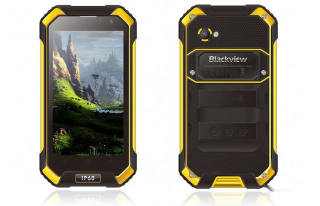 Review of Blackview BV6000. Tank among smartphones