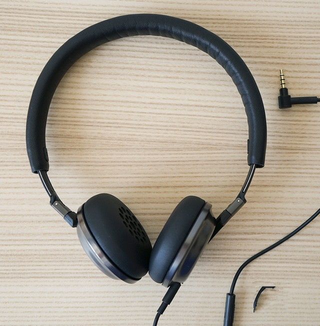 Review Philips Fidelio F1 headphones