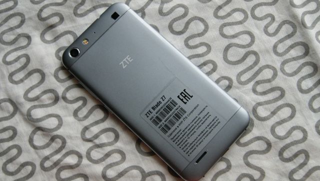 Review ZTE Blade Z7: stylish smartphone with LTE support