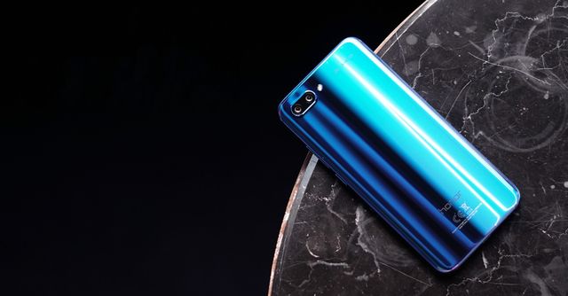 Honor 10 Review: Smartphone similar to the flagship, but there are nuances