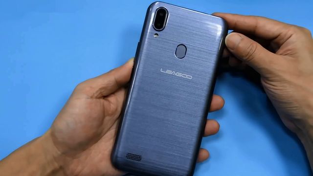 LEAGOO M11 Review: $ 75 for a powerful battery and a large display