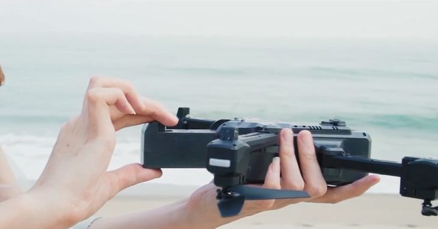 KF607 FIRST REVIEW: Folding 4K drone with two cameras