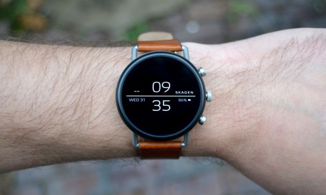 Top 10 best models of smart watches with NFC payment