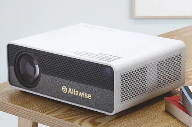 TOP 10 Best Chinese Projectors 2019: Budget and Expensive