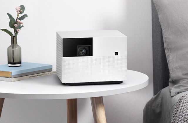 Xiaomi Mi Projector Vogue Edition First Review Projector