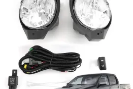 Автозапчасти, Фары и лампочки, Противотуманные огни, TOYOTA 