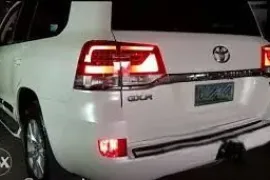 Автозапчасти, Фары и лампочки, Светоотражатели на бампере, TOYOTA 