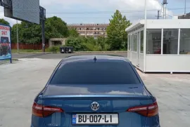 Volkswagen, Jetta