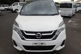 Nissan, Serena