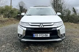 Mitsubishi, Outlander