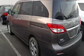 Nissan, Quest