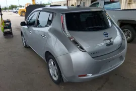 Nissan, Leaf