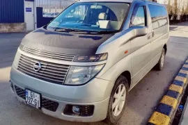 Nissan, Elgrand