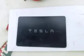 Tesla, Model 3