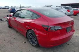 Tesla, Model 3