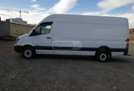 Mercedes-Benz , Sprinter