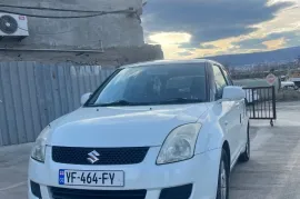 Suzuki , Swift