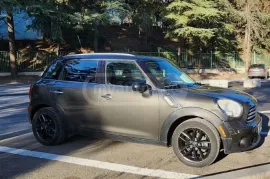 MINI, COUNTRYMAN