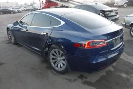 Tesla, Model S