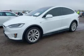 Tesla, Model X