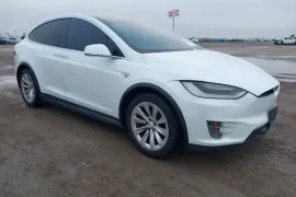 Tesla, Model X