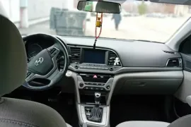 Hyundai, Elantra