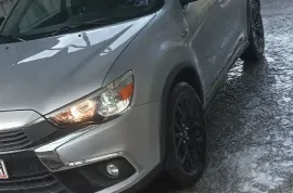 Mitsubishi, Outlander