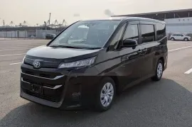 Toyota, Noah