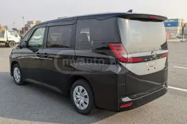 Toyota, Noah