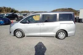 Toyota, Noah