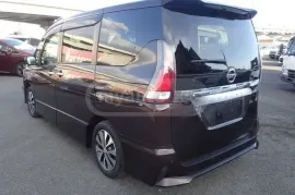 Nissan, Serena