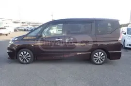 Nissan, Serena