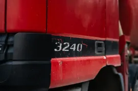 Mercedes-Benz , Actros